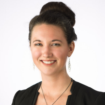Dr. Laura Huisinga