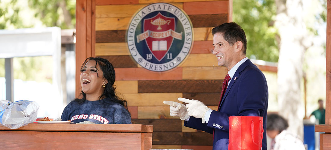 President Saúl and ASI President Karen Carrillo